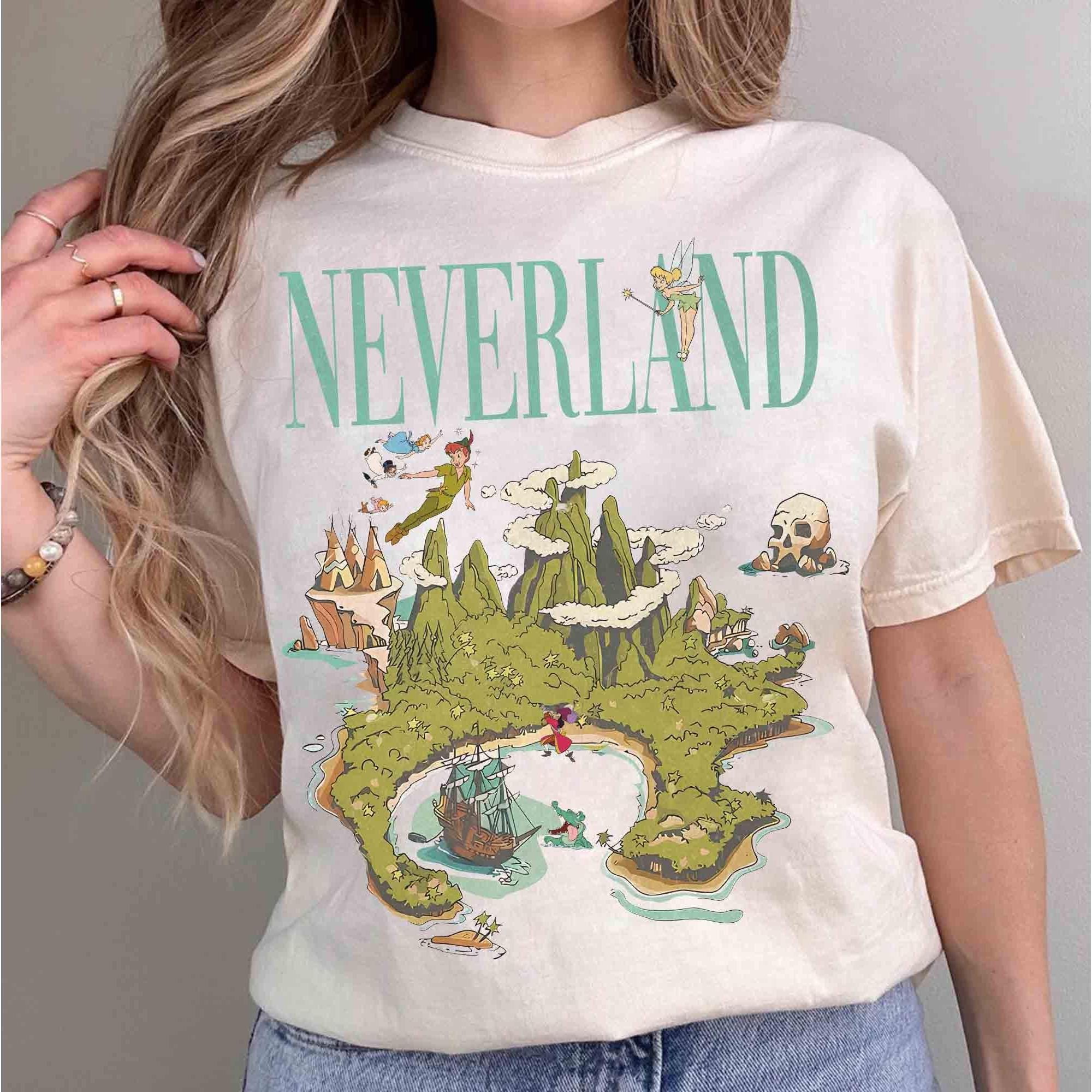 レトロなディズニー・ピーターパンのネバーランドマップTシャツ、右 
