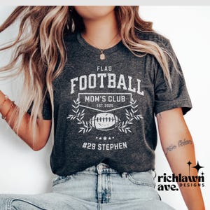 Personalized Flag Football Mama T-Shirt, Flag Football Mom Shirt, Flag Football Mom Gift, Girl Mom Life Shirt, Gift for Girl Mama, Team Mom bild 5