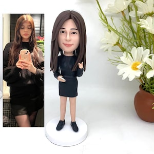 Customized bobbleheads，customized boss lady bobbleheads, personalized bobbleheads for bosses and friends are the best gifts!