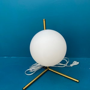 DESK LAMP