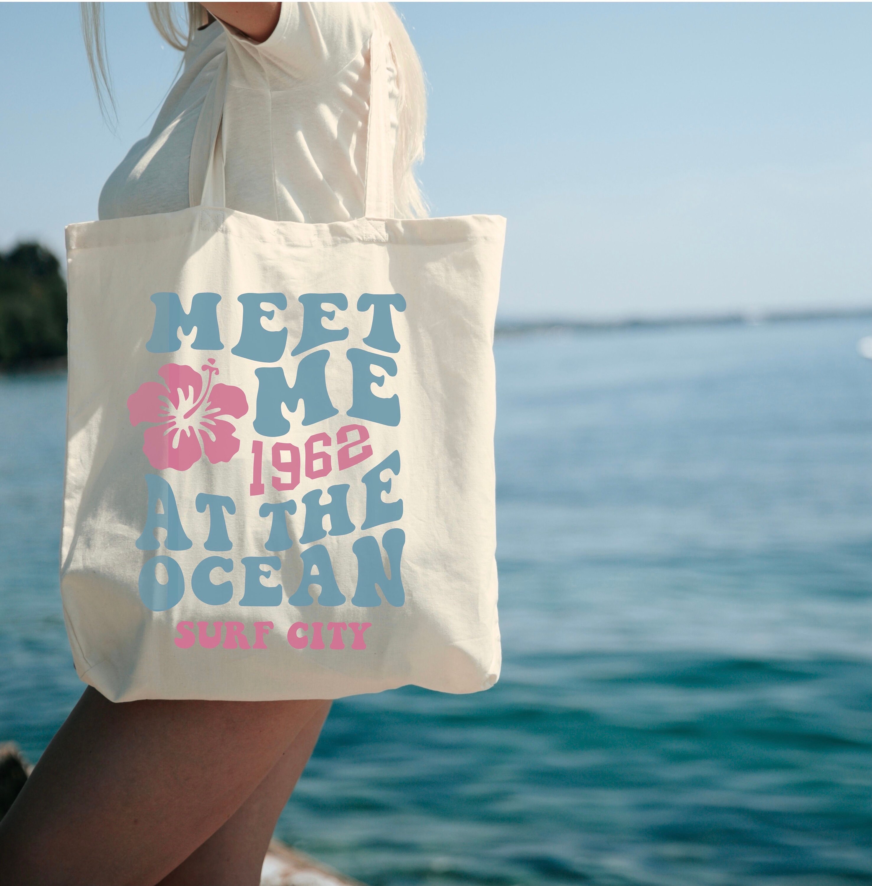 Cute beach online tote bags