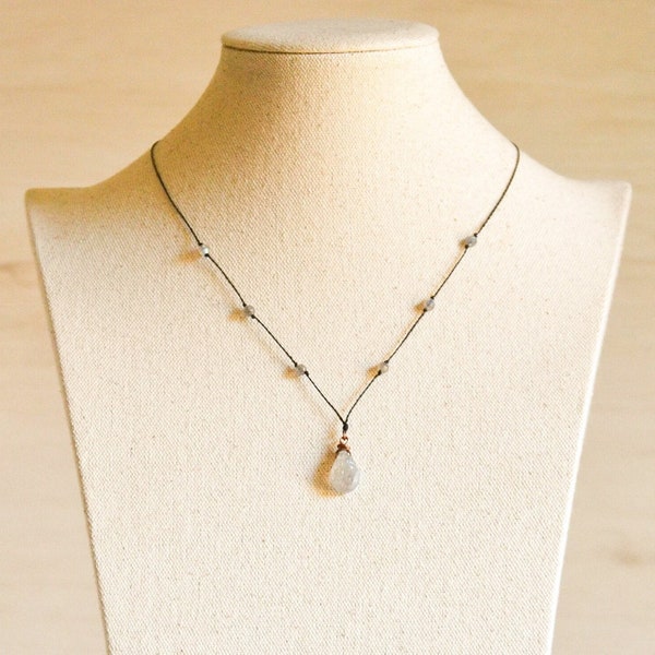 Raw Labradorite Pendant | Modern Boho Necklace | Hippie Bohemian Necklace | Gift for Her | Handmade Jewelry