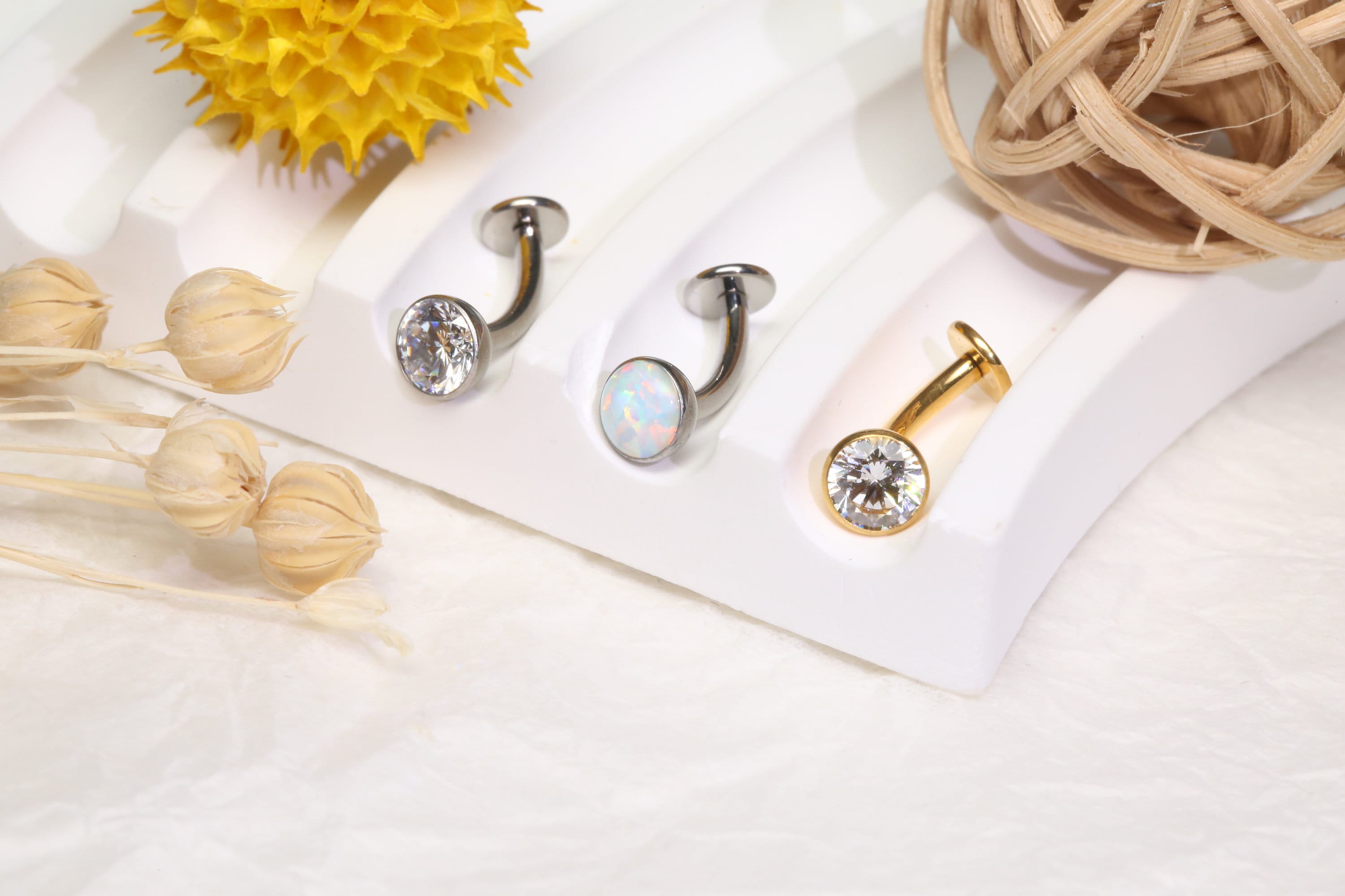 Starter belly outlet button rings