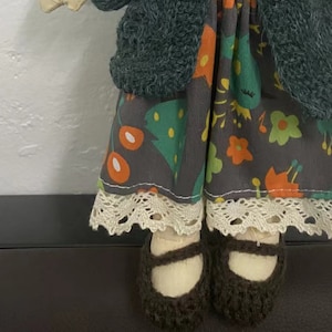 Poupée de chiffon de 30 cm 30 cm avec boîte-cadeau, poupée au crochet, poupée en textile avec accessoire pour vêtements, poupée de jeu personnalisée pour enfants image 5