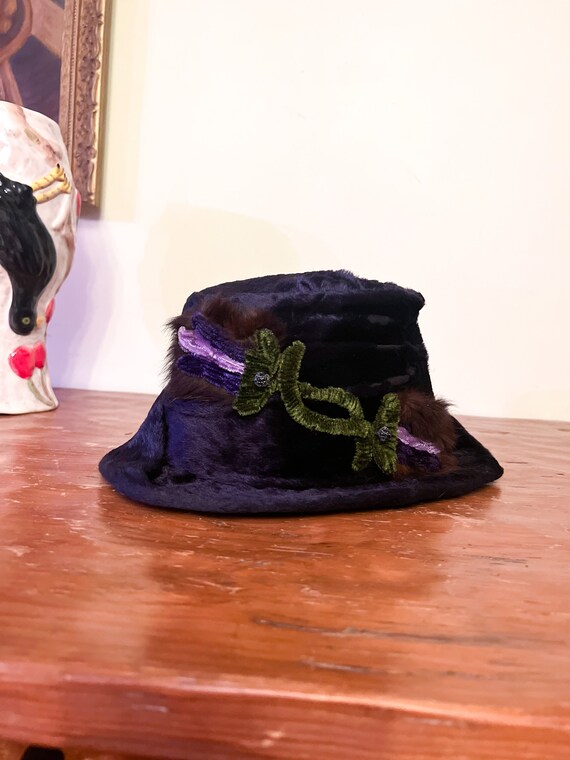 Antique Edwardian Purple Silk Velvet & Flowers Hat - image 4