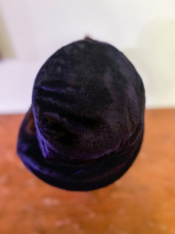 Antique Edwardian Purple Silk Velvet & Flowers Hat - image 9