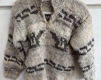 Vintage COWICHAN Wool Ski Wear Handmade Indian Thick Knit Sweater Ranch Mountain Grey