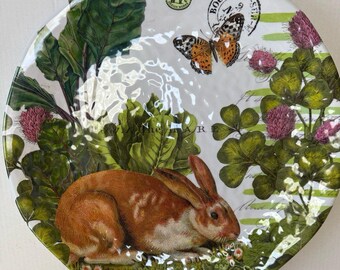 Michel Design Works Pair Large Round Platter Melamone Rabbit Garden Scene