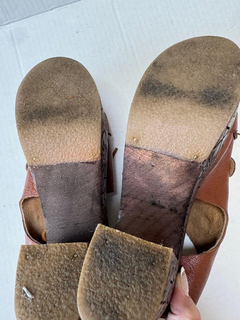 FREE PEOPLE FARRAH Leather Lace Up Carved Wood Platform Heels Clog Sandals 38 7. image 7