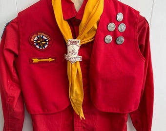 Vintage Boy Scouts of America BSA Uniform Buckaroos Vest Shirt Pins Patches