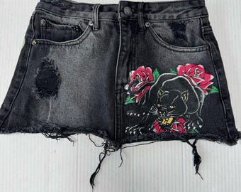 Vintage ED Hardy Panther Roses Jean Denim Mini Skirt Size XS Black Washed Distressed