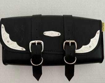 WILLIE & MAX Saddlebags Motorcycle Black Leather Silver Legend Tool Bag