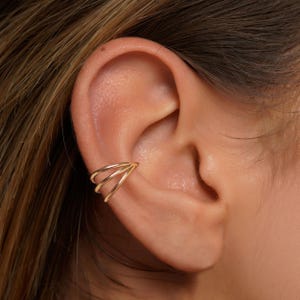 16G  Titanium Triple Hinge Hoop •  Hinged Segment Nose Ring •  Septum Clicker Ring • Cartilage Hoop • Helix Earring Hoop