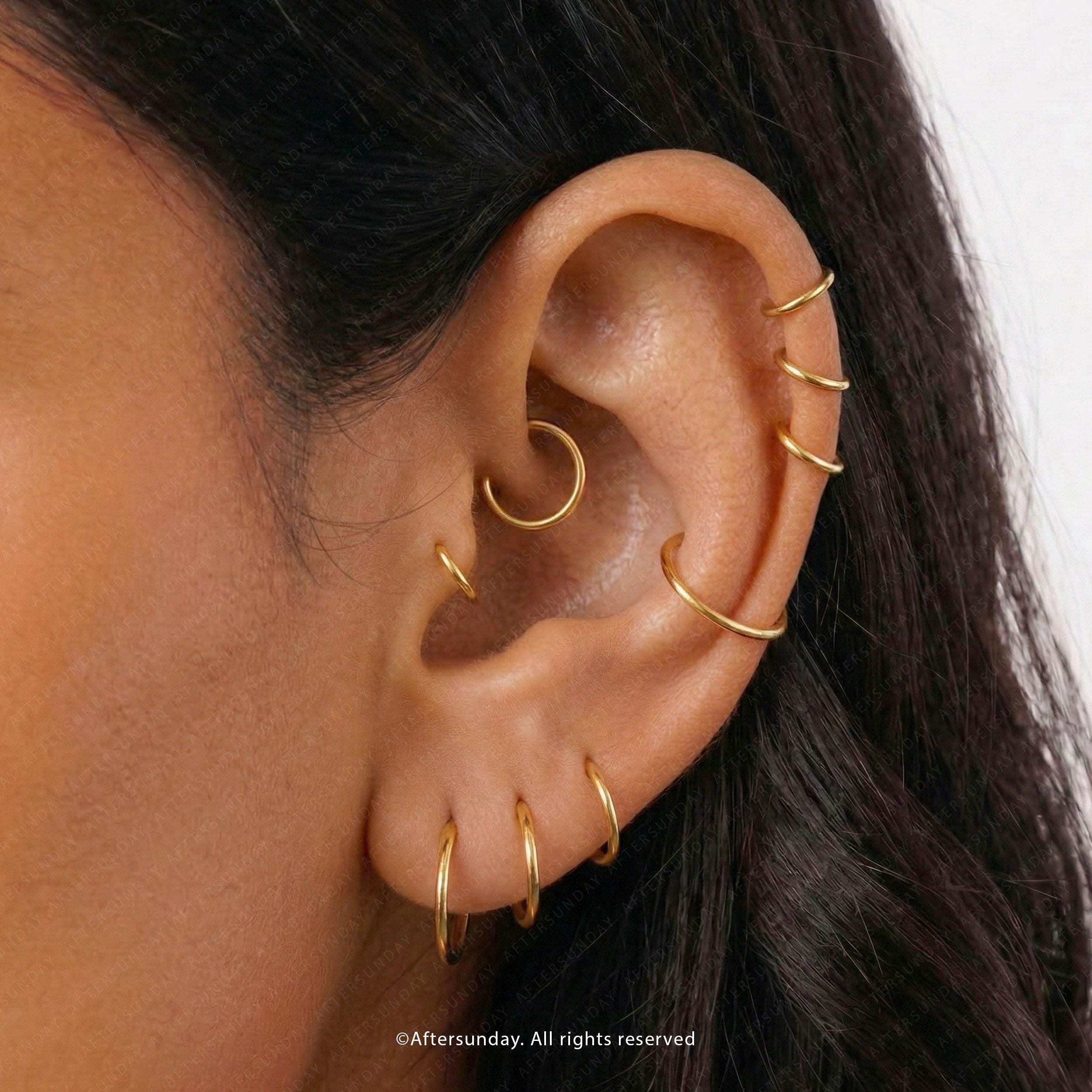 【片耳】jentlouis ピアス Melt half hoop pierce Amazon.com: Minimalist Mini Stick T Bar Half 18G Huggie Hoop Cuff