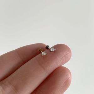 20G / 18G / 16G Birnenform Push Pin Labret • fadenlose flache Rückseite Ohrring • Tragus Bolzen • flache Rückseite Bolzen • Helix Ohrstecker Bild 4