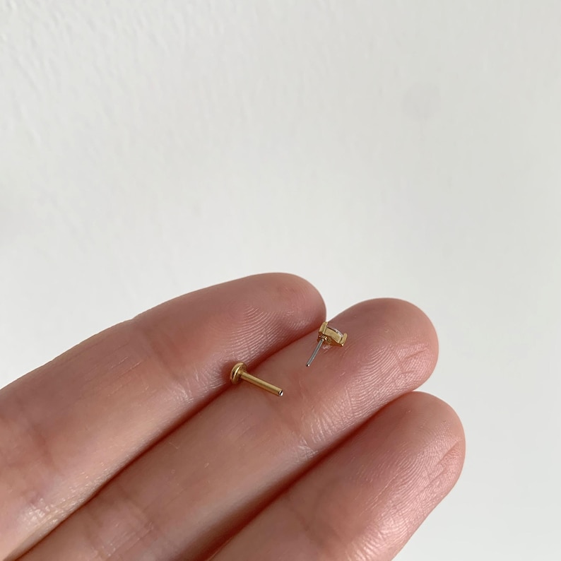 20G / 18G / 16G Birnenform Push Pin Labret • fadenlose flache Rückseite Ohrring • Tragus Bolzen • flache Rückseite Bolzen • Helix Ohrstecker Bild 9