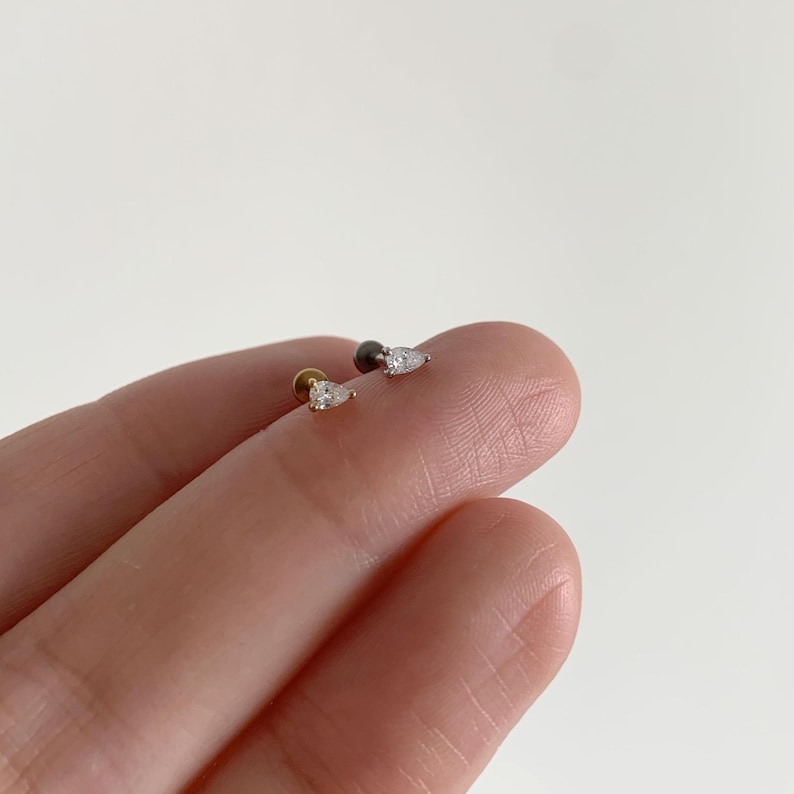 20G / 18G / 16G Birnenform Push Pin Labret • fadenlose flache Rückseite Ohrring • Tragus Bolzen • flache Rückseite Bolzen • Helix Ohrstecker Bild 11