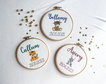 Baby name sign with your choice of animal and babies birth date, embroidered fabric wall hanging for nursery, personalized gift for newborn