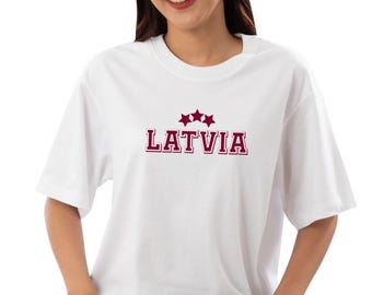 T-shirt con le stelle della Lettonia, in cotone biologico, con simboli lettoni, souvenir dell'orgoglio baltico.