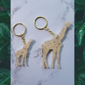 Giraffe Schlüsselanhänger, Weiß, Schlüsselanhänger, Resin Schlüsselanhänger, Tier Schlüsselanhänger