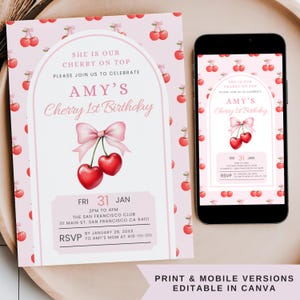 Peut inclure: Une invitation imprimable rose et blanche sur le thème de la cerise pour un 1er anniversaire. L'invitation représente une cerise avec un nœud rose et le texte "Elle est notre cerise sur le gâteau. Veuillez vous joindre à nous pour célébrer le 1er anniversaire de Amy's Cherry." L'invitation comprend également la date, l'heure et le lieu de la fête, ainsi qu'une demande de RSVP.
