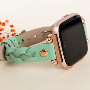 Leather Fitbit Charge 6 Band, Fitbit Charge 5/4 Band, Fitbit Versa 4 3 2 1 & SENSE Watch Band, Inspire 1-2 Watch Band, Fitbit Armband