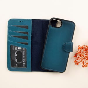 Capa de couro para iPhone 16e magnética removível com compartimentos para cartão, capa traseira personalizada para iPhone 16e, capa personalizada para porta-cartões para iPhone 16e