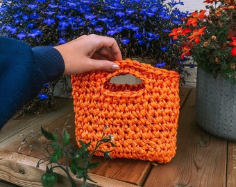 CROCHET PATTERN: Easy elegant satin handbag (PDF)  | Top handle handbag