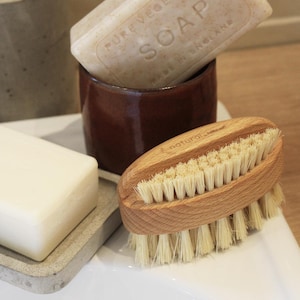 Nagelbürste für Gärtner | FSC-zertifiziertes Holz | Hergestellt in Großbritannien | 100% vegan