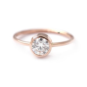 1.0CT Bezel Solitaire Engagement Ring, Round Cut Moissanite Diamond Ring, Bezel Set Wedding Ring,Minimalist Bridal Ring Set,Anniversary Gift