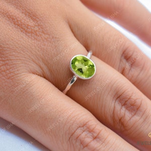 Delicate Peridot Ring Solid 925 Silver, Handmade Daily Wear Women Ring, Natural Peridot Ring, Stacking Ring, August Birthstone, Gift For Mom