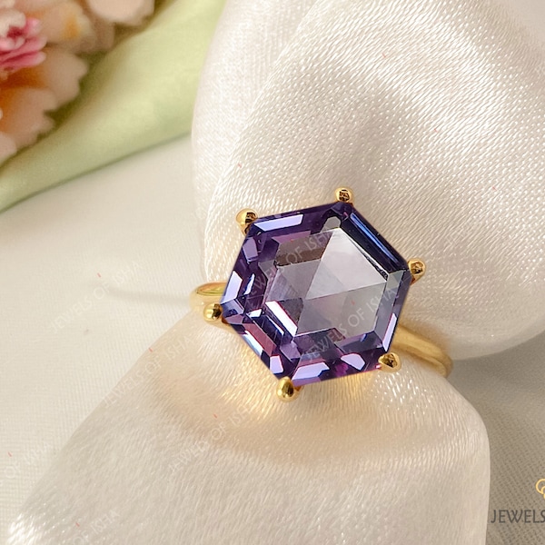 Alexandrite Hexagon 10 mm Ring, 18k Gold or Silver Solid Handmade, Wedding Solitaire Ring, Color Change Stone, Women Gift Ring Cocktail Ring