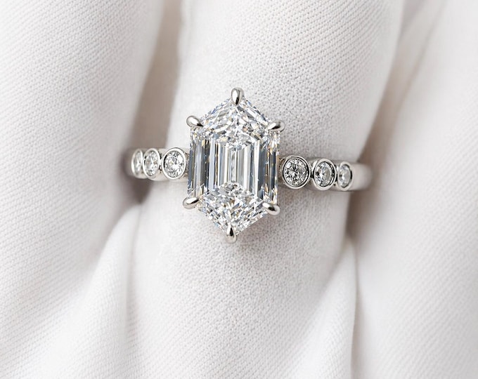 3CT Hexagon Lab Grown Diamond Engagement Ring, F VVS2 Step Cut, Claw Set Solitaire