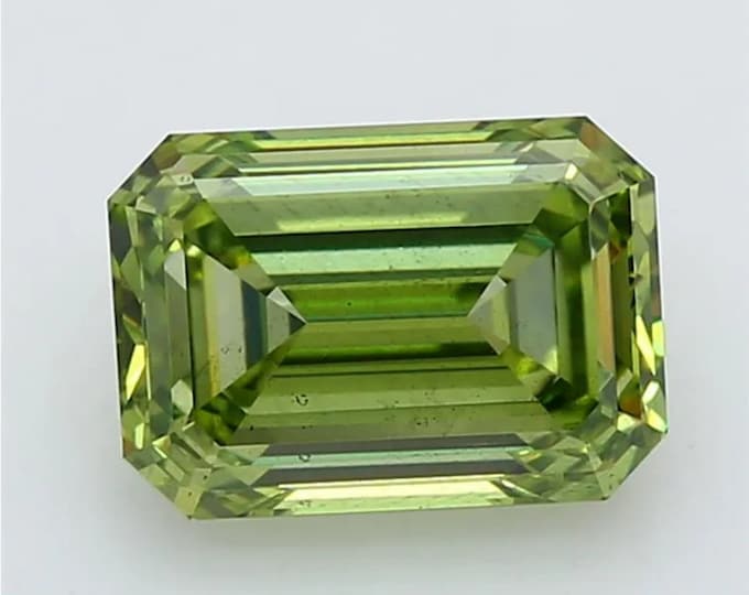Rare Emerald 2CT Fancy Vivid Green VS2 EX EX Lab Grown Diamond/ Engagement Ring