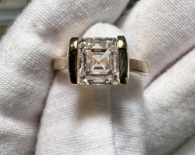 14K Gold 2CT Lab Grown Diamond Engagement Ring: Asscher Cut Half Bezel