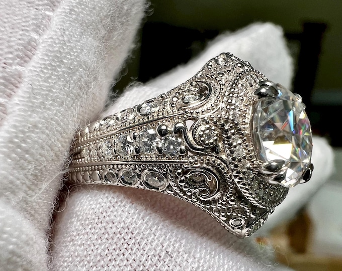 10K 14K Gold 3CT Round Brilliant Cut G VVS2 ID 2EX Edwardian Era Engagement Signet Ring