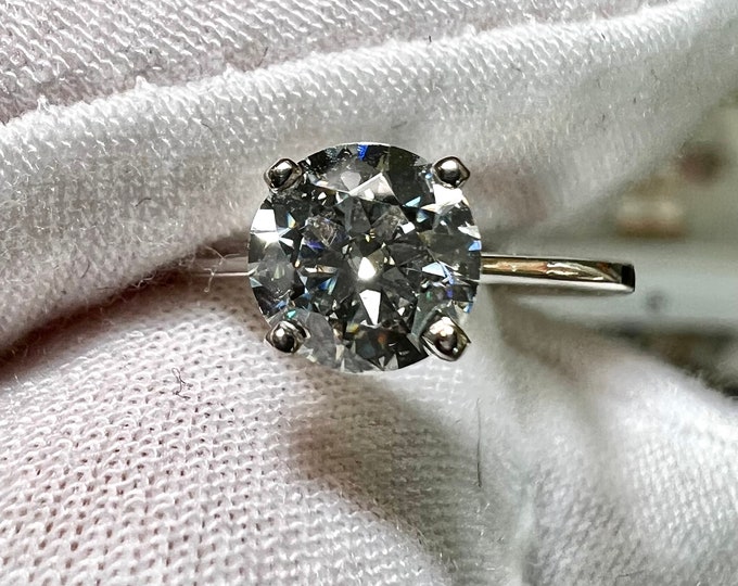 1.01CT Earth Mined Diamond: H VS2 EX Engagement Ring