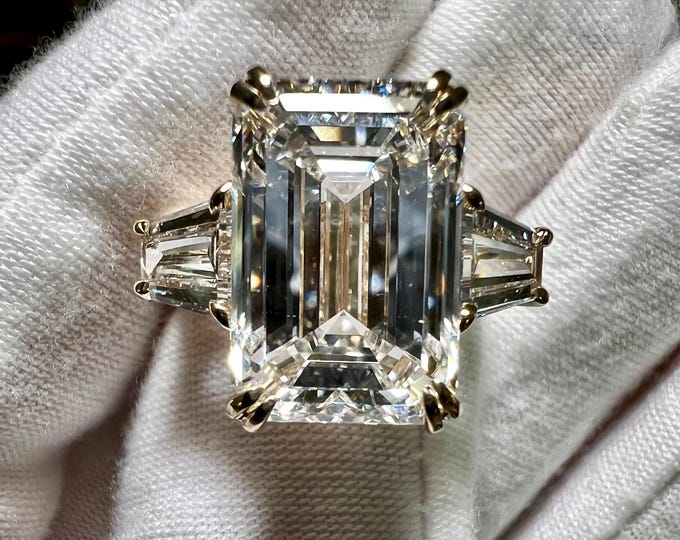 Certified 10K 14K Gold 10CT Emerald F VS1 2EX Lab Grown Diamond Engagement Ring