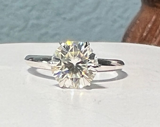 Certified Earth Mined 2CT Round Brilliant Cut K SI1 Diamond Engagement Ring