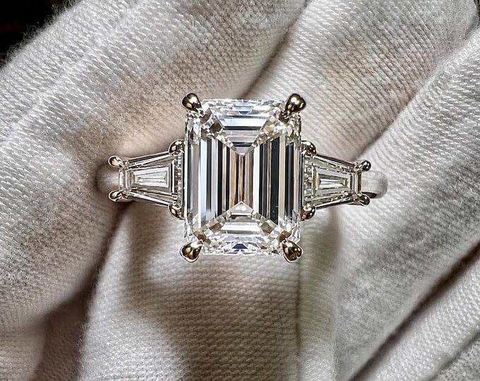 Emerald Cut Diamond Engagement Ring 4CT Lab Grown F VS1 14K Gold Statement Ring