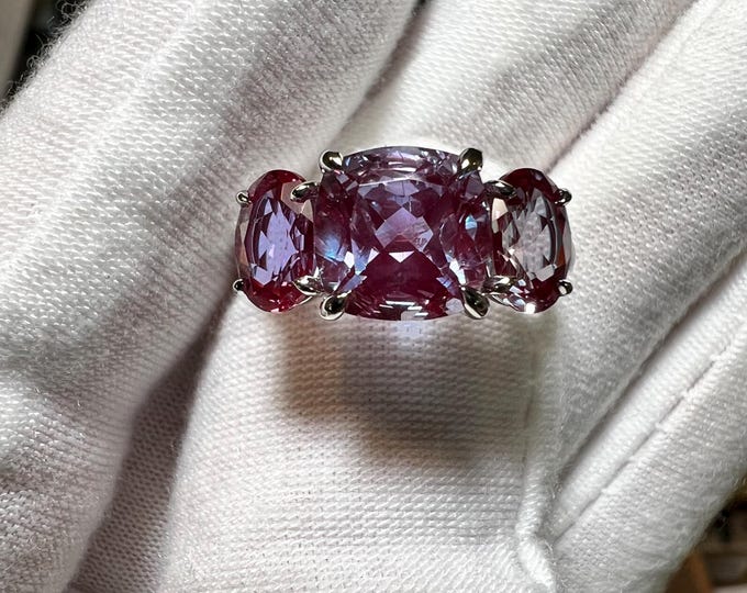 10K White Gold Alexandrite Engagement Ring: 2.6CT Cushion Cut, Color Change