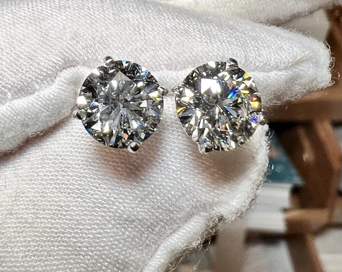 Certified 14K Gold 2CT (4TCW) Round Brilliant Cut F VVS1 Lab Grown Diamond Stud Earring