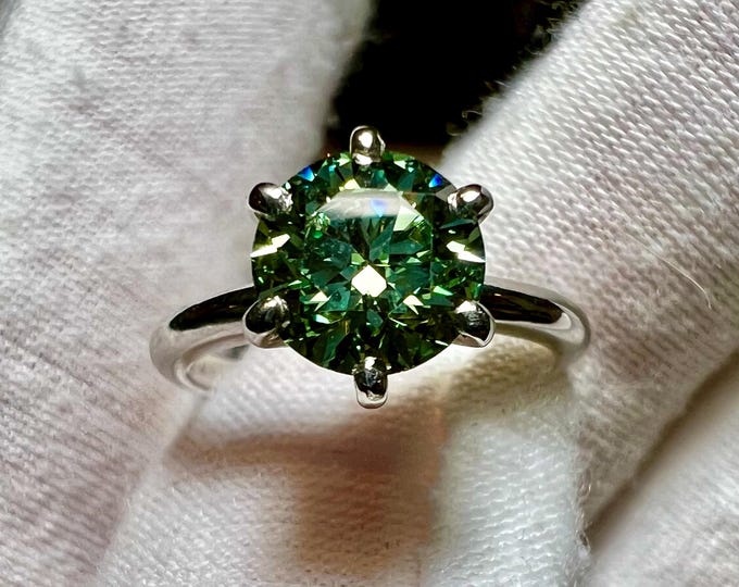1.5CT Lab Grown Vivid Green Diamond Engagement Ring: Round Brilliant Cut