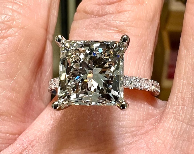 Platinum 6CT Princess Cut G VS1 2EX Lab Grown Diamond Halo Engagement Ring