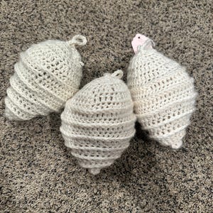 Crochet wasp nest