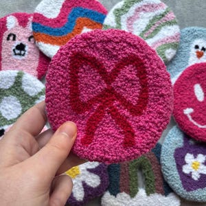 Handmade Mug Rug, Punch Needle Coaster, Handmade Gift, Drink Coaster, unique Decor, Housewarming Gift, Tufted Mug Rug, gifts for her
