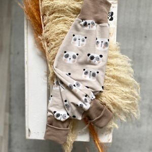 Pumphose für Babys und Kleinkinder / Babyhose / süße Baby Kleidung / Schlupfhose wächst lange mit / Geschenke für Schwangere / Panda Bild 8