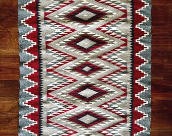 Vintage Mid-20th Century Navajo Handwoven Wool Rug 2'7" x 3'11" Gray Red Southwestern Geometric Klagetoh Style Native American Textile