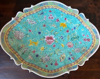 Antique Chinese Famille-Rose Vibrant Turquoise-Ground Larger Scalloped Rim & Low Footed Base Dish / Tazza