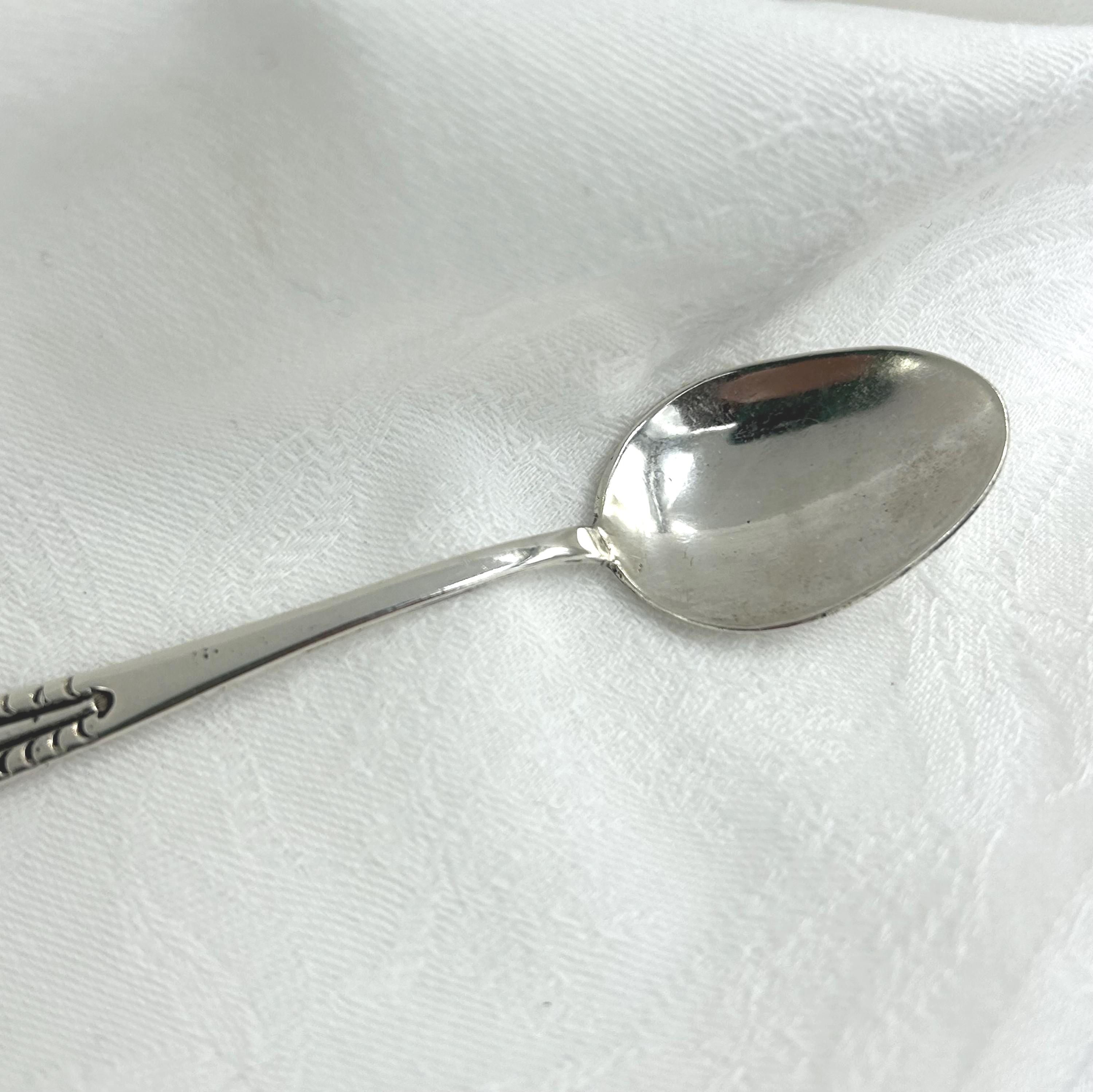 Native American Sponge Mid-century Native American Souvenir Spoon, Navajo Sterling Silver ...